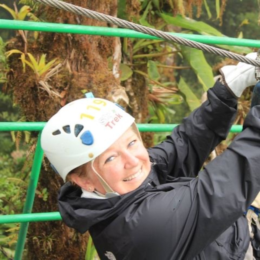 Meet your Posher, Jenn